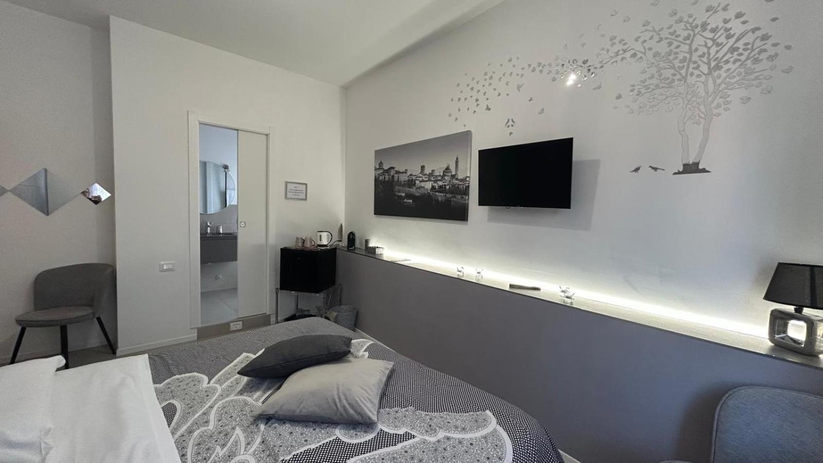 Comfort Accommodation Suite & Le Camere Bérgamo Exterior foto